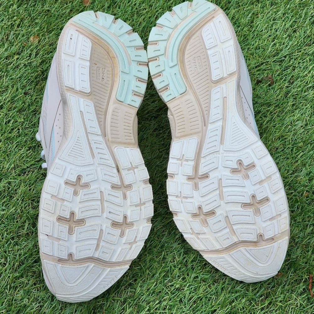 BOOKS TRACE 3 - Women's Athletic Shoes - SIZE 10.5B - Picture 8 of 9